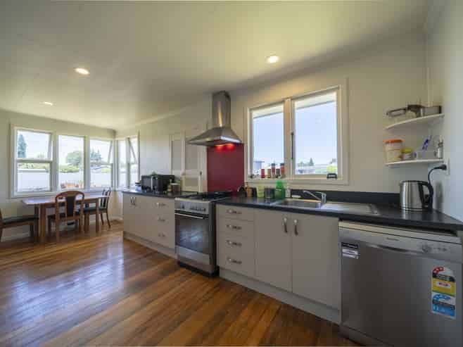 33 Moana Crescent, Te Anau