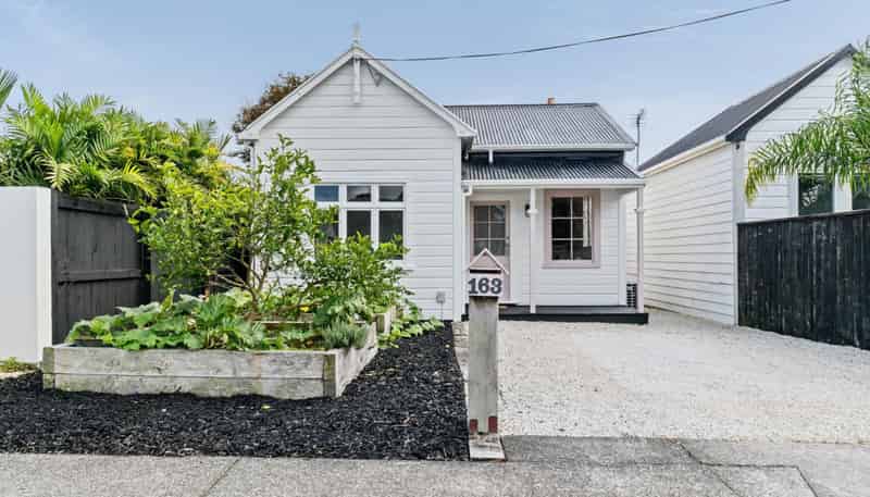 163 Lemon Street, Strandon