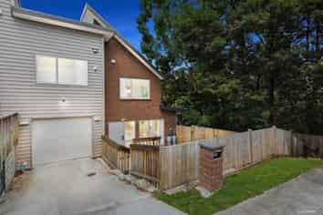 17 Sunshine Boulevard, Sunnyvale