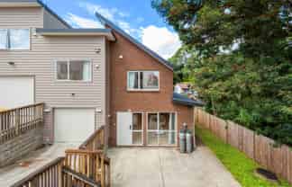 17 Sunshine Boulevard, Sunnyvale