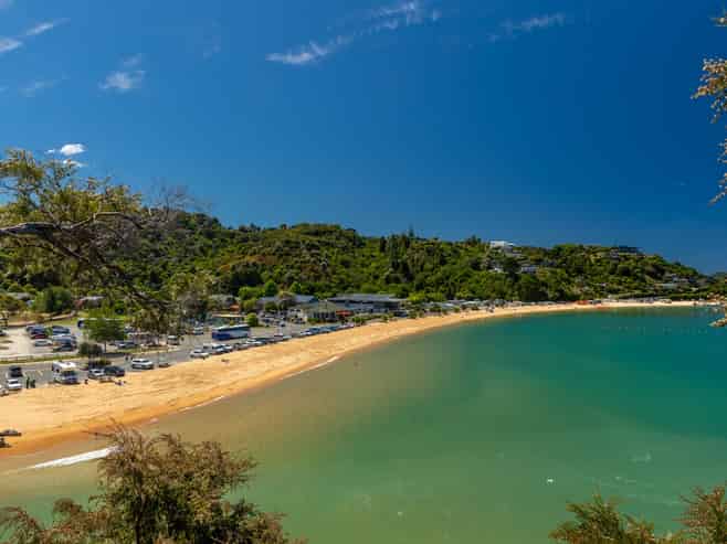 8 Inlet Road, Kaiteriteri