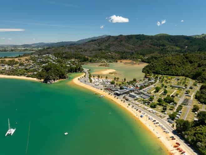 8 Inlet Road, Kaiteriteri