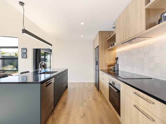 13 Russ Drive, Lincoln