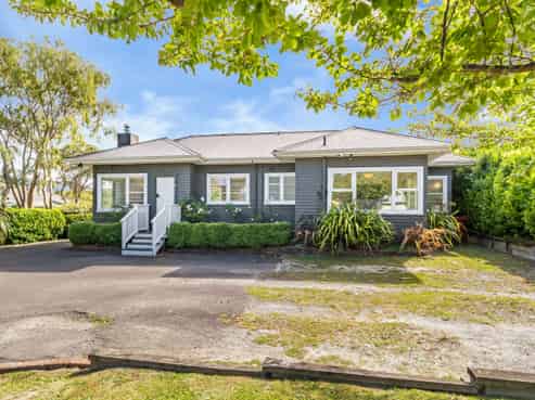 25 Field Street, Silverstream