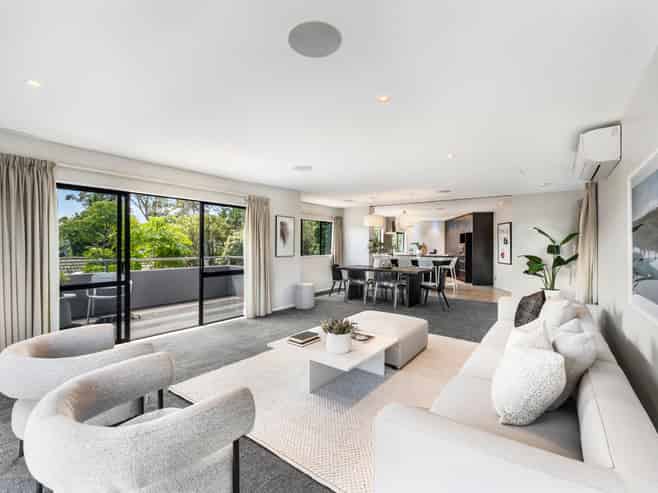 77B Waiatarua Road, Remuera