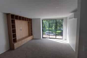 6/5 Ward Street, Addington