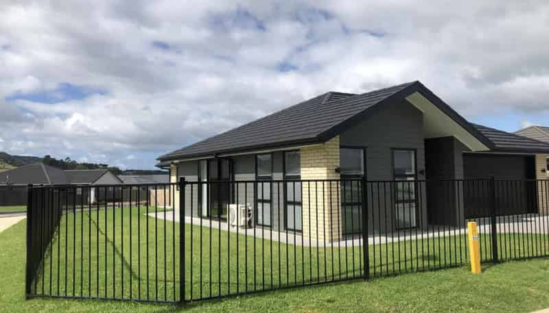 8 Ohau Crescent, Tikipunga