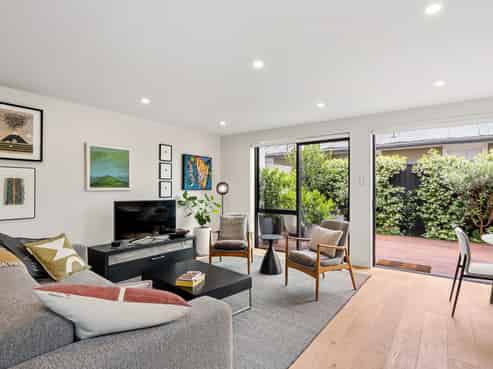 1/199 Springfield Road, Saint Albans