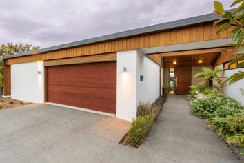 13 Brampton Drive, West Melton