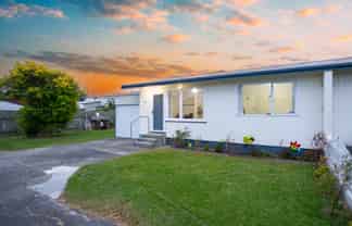 3/145 College Street, Awapuni