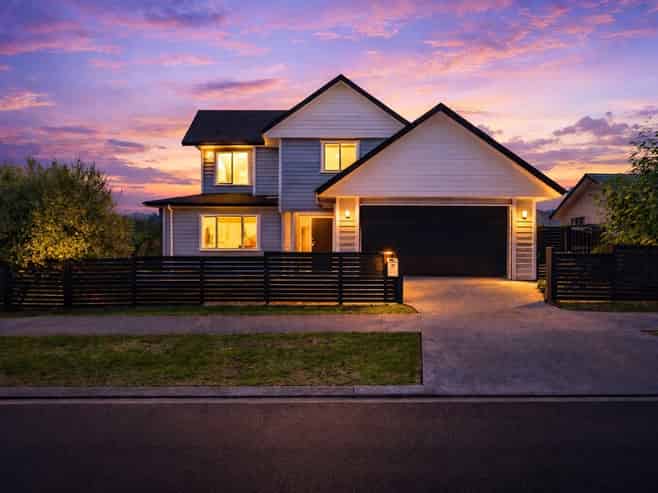 17 Walter Ruddock Avenue, Kumeu