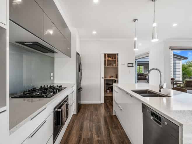 17 Walter Ruddock Avenue, Kumeu