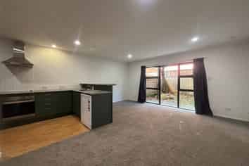 12/17 Harbour View Road, Te Atatu Peninsula