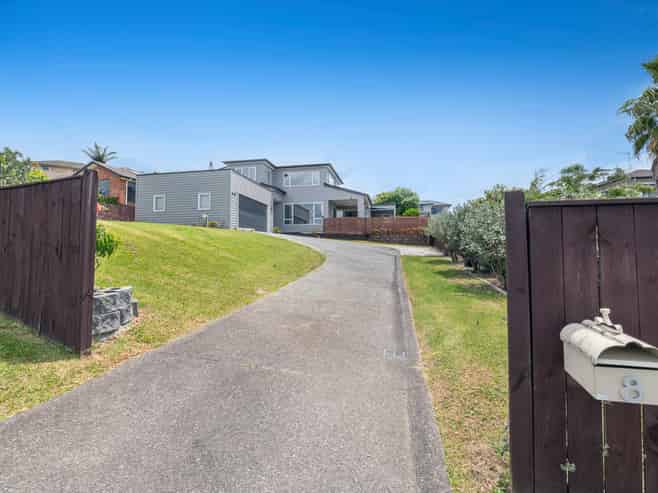8 Rakau Views, Orewa