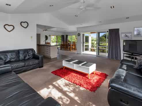 712 One Tree Point Road, Ruakaka