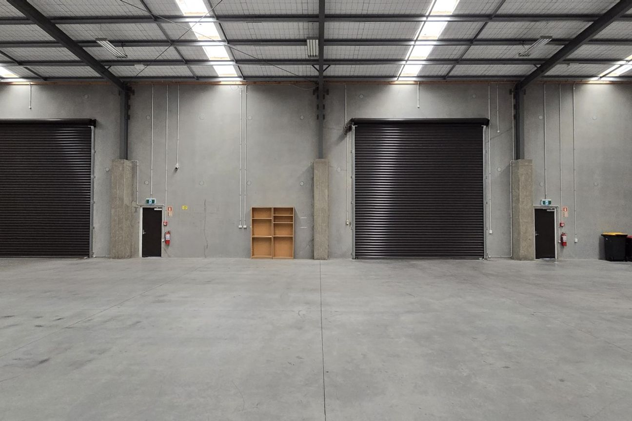 Immaculate warehouse – 466sqm – pohled 2