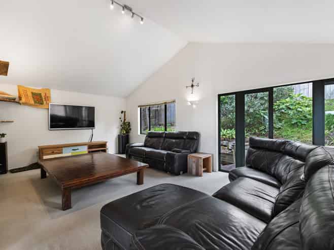 30 Glenwood Avenue, Birkenhead