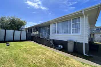 A/10 Anthony Grove, Paraparaumu Beach