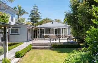 38 Kuku Street, Te Awanga