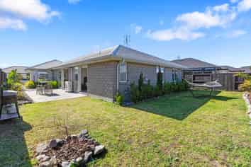12 Bill Miller Drive, Papamoa