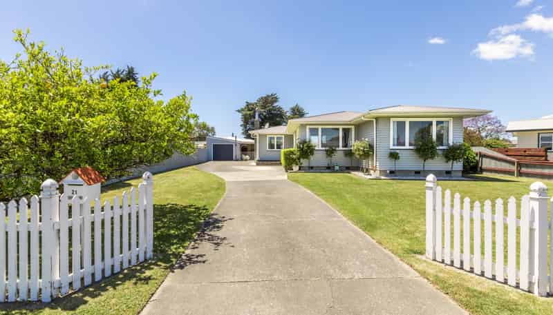 21 Bill Hercock Street, Pirimai