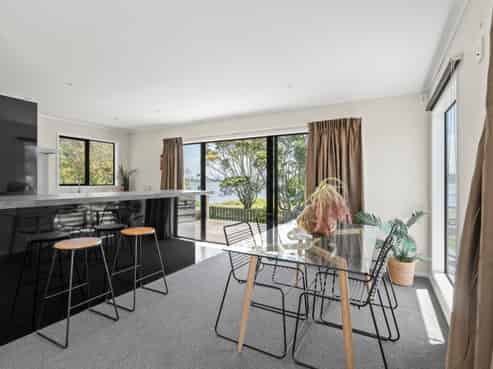 618B Pukehina Parade, Pukehina