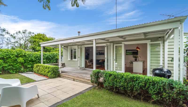 12 Euston Road, Sandringham