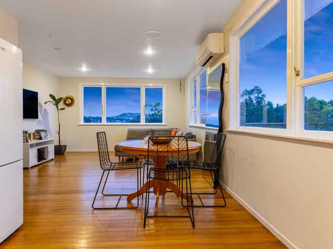 16 Sasanof View, Ascot Park