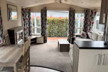 64/433 Dixons Road, Loburn