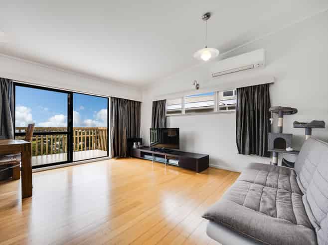 92 Knights Road, Rothesay Bay