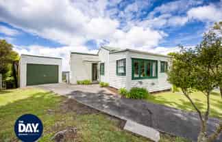 92 Knights Road, Rothesay Bay