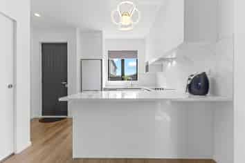 1/101 Botany Road, Botany Downs