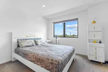 1/101 Botany Road, Botany Downs