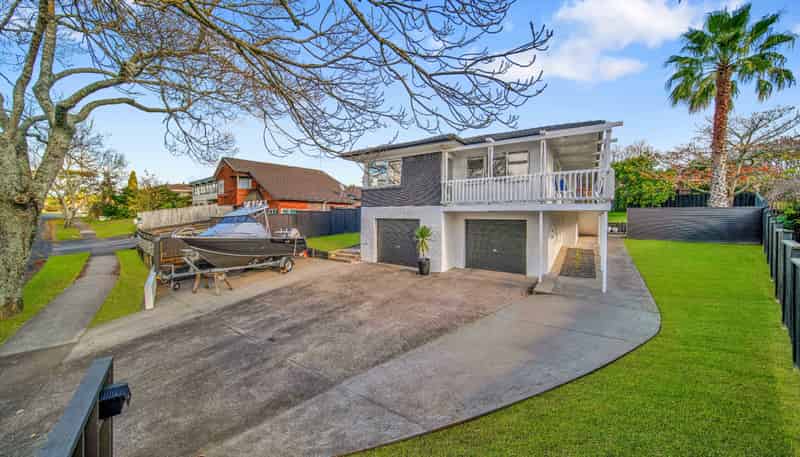 59 Ray Small Drive, Papakura