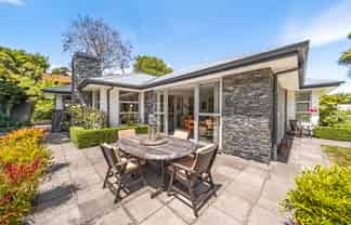 6 Bateson Way, Heretaunga