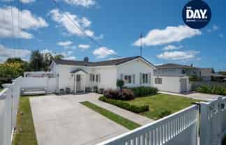 1/24 Toroa Street, Torbay