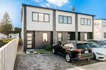 24 Matakohe Road, Westgate