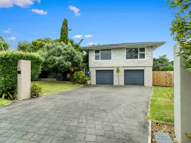 85 Hutchinson Road, Bucklands Beach