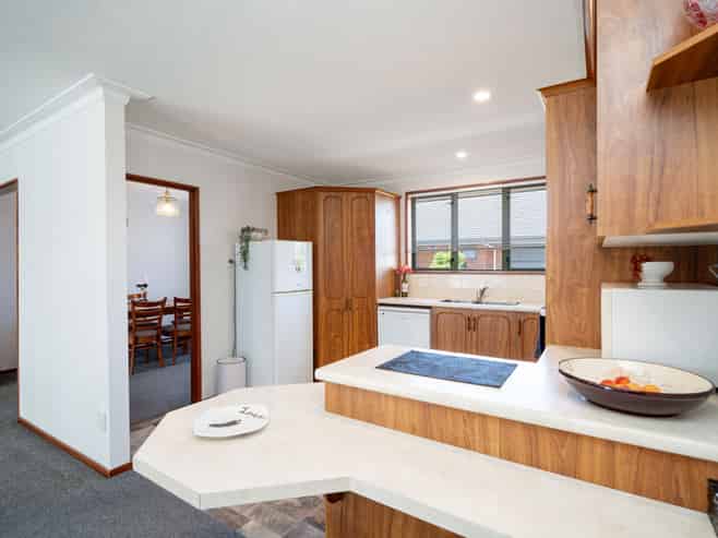 124 Kildare Drive, WAIKIWI