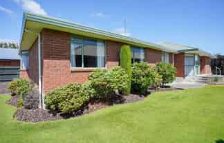 124 Kildare Drive, WAIKIWI