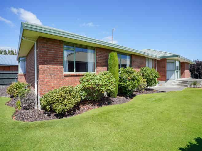 124 Kildare Drive, WAIKIWI