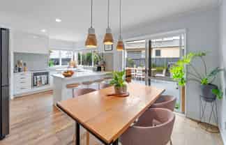 4/287 Vipond Road, Stanmore Bay