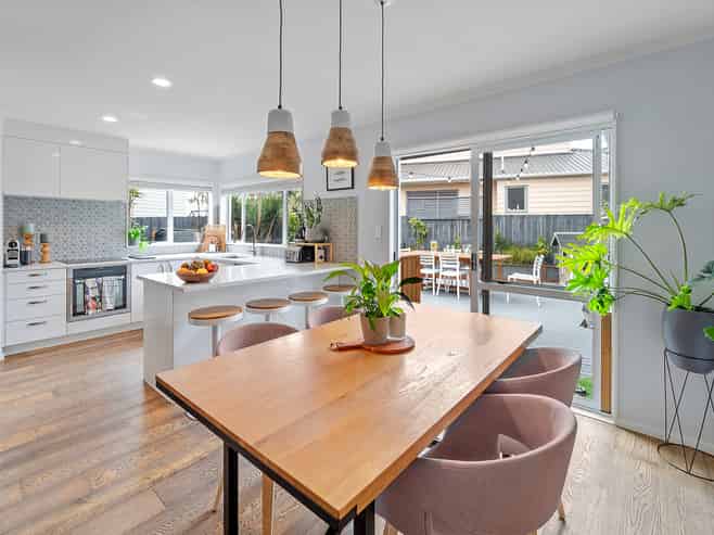 4/287 Vipond Road, Stanmore Bay