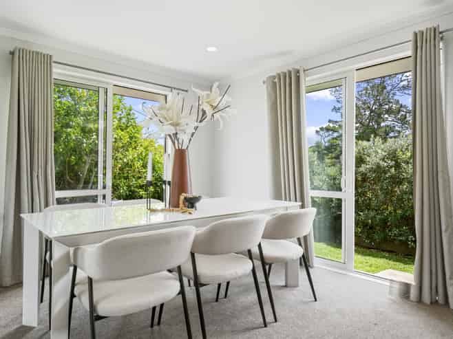 35 & 35A Aberley Road, Schnapper Rock