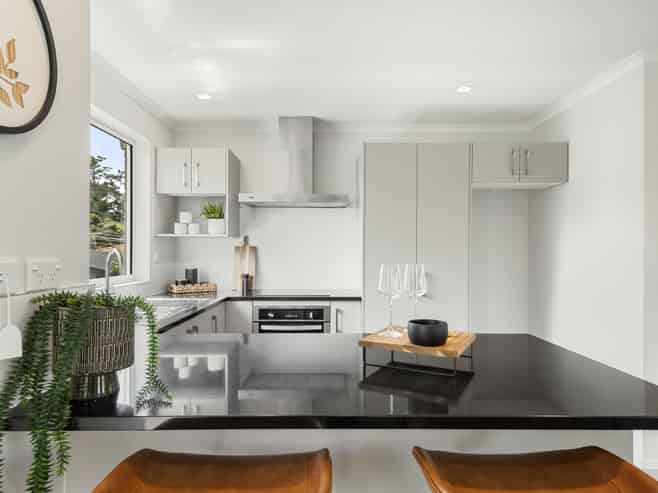 35 & 35A Aberley Road, Schnapper Rock