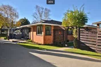 15 Highland Place, Avonhead