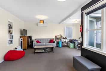 3A Thames Street, Island Bay