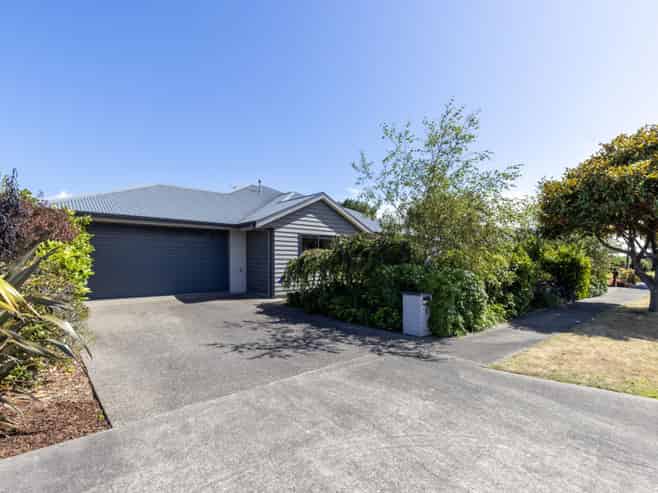 7 Manhattan Court, Paraparaumu