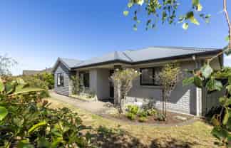 7 Manhattan Court, Paraparaumu