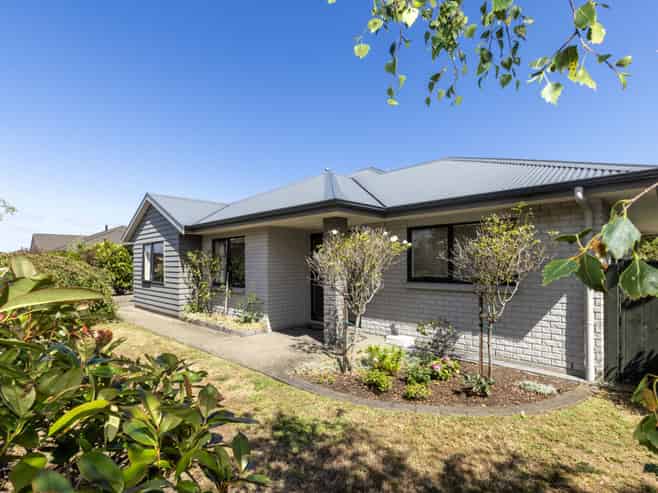 7 Manhattan Court, Paraparaumu